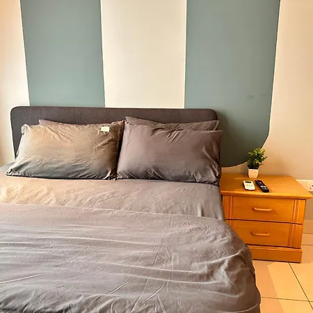 Luxury Studio Service Apartment Trion Kl